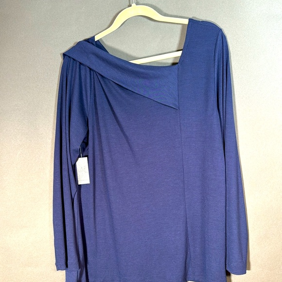 Lord & Taylor asymmetrical top, longs sleeve, blue, XXL, NWT - Picture 2 of 6